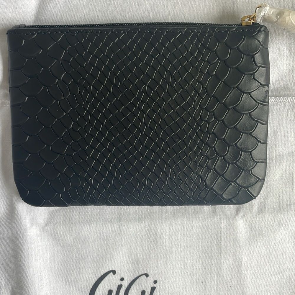 NWT GiGi New York Black Embossed Python Leather 4" x 6" Coin Purse Pouch Gold - Picture 3 of 6